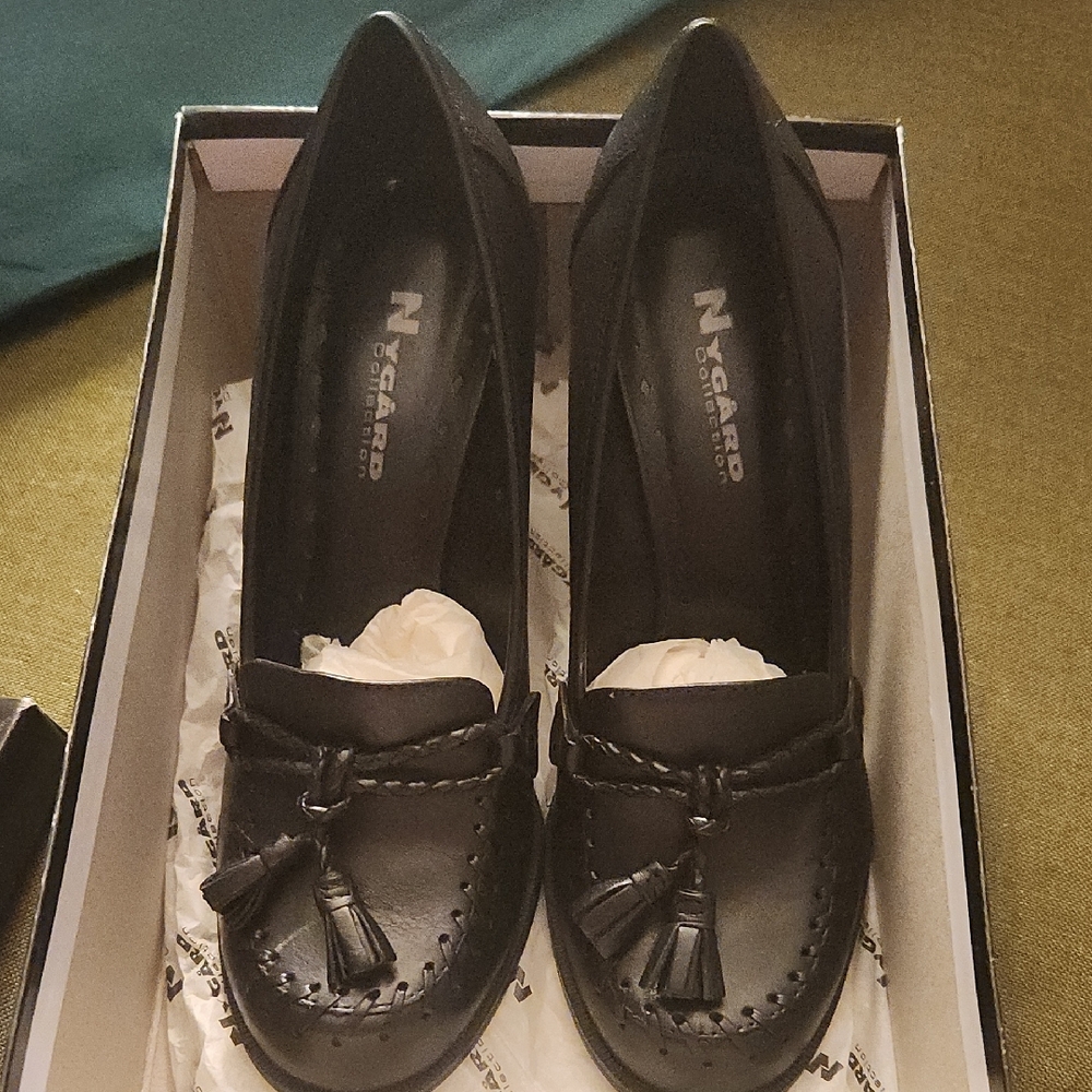 Nygard Black Women's Wedge Loafers